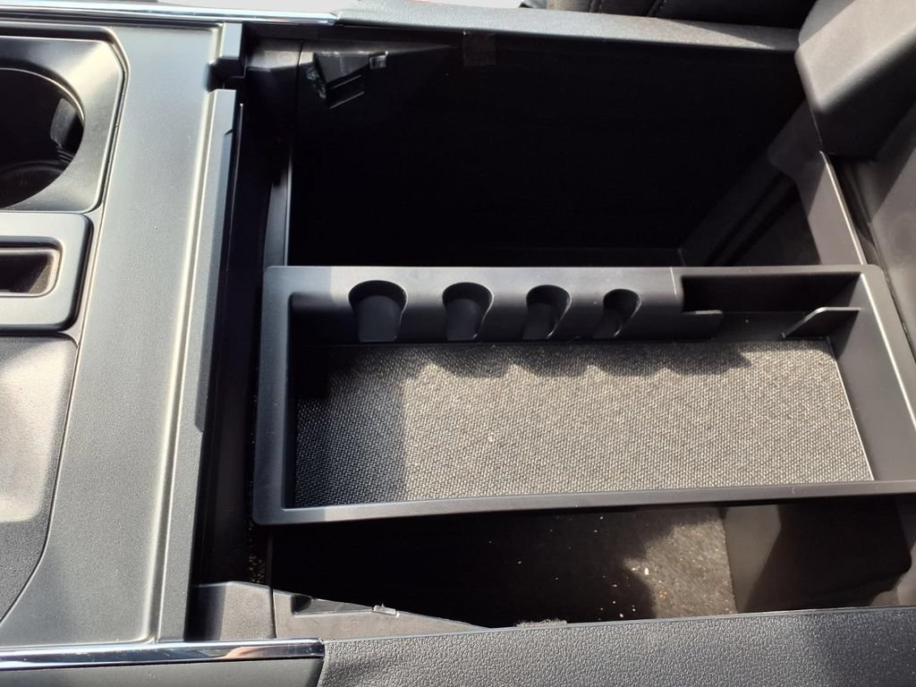 Certified 2025 Ford F150 XLT w/ Equipment Group 302A MID AWD/4WD image 17