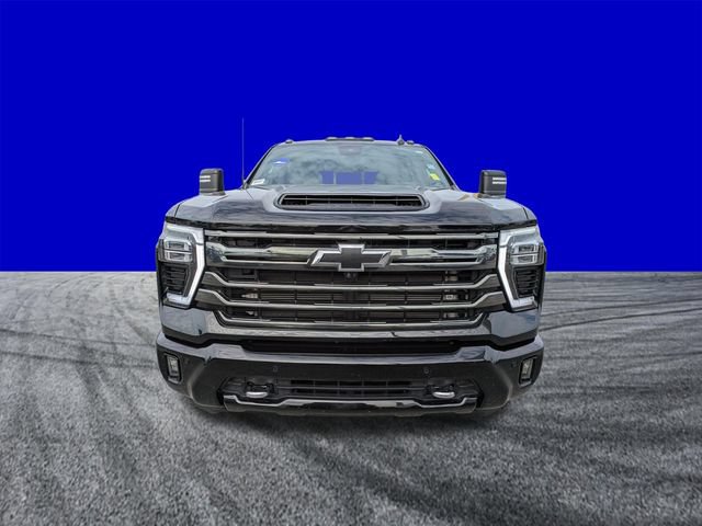 Used 2024 Chevrolet Silverado 2500 High Country w/ Midnight Edition AWD/4WD image 9