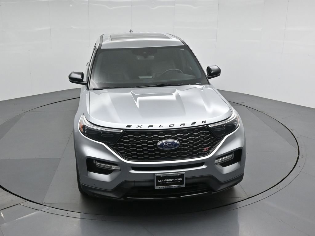 Certified 2022 Ford Explorer ST w/ Equipment Group 401A image 30