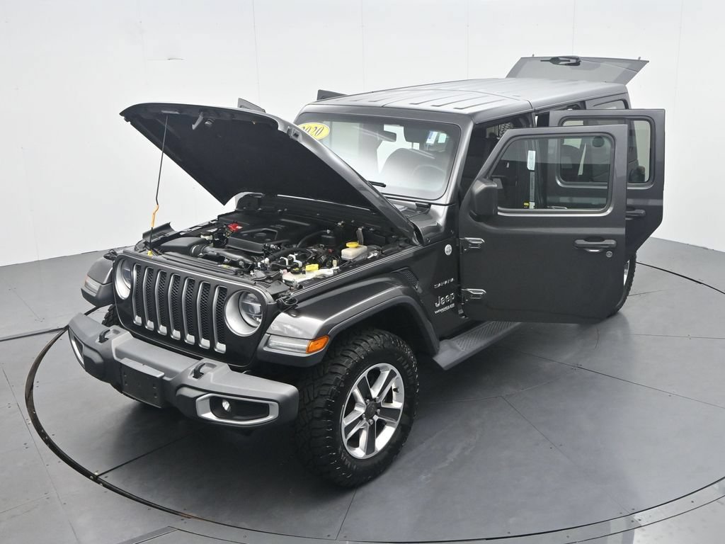 Used 2020 Jeep Wrangler Unlimited Sahara w/ Dual Top Group AWD/4WD image 47