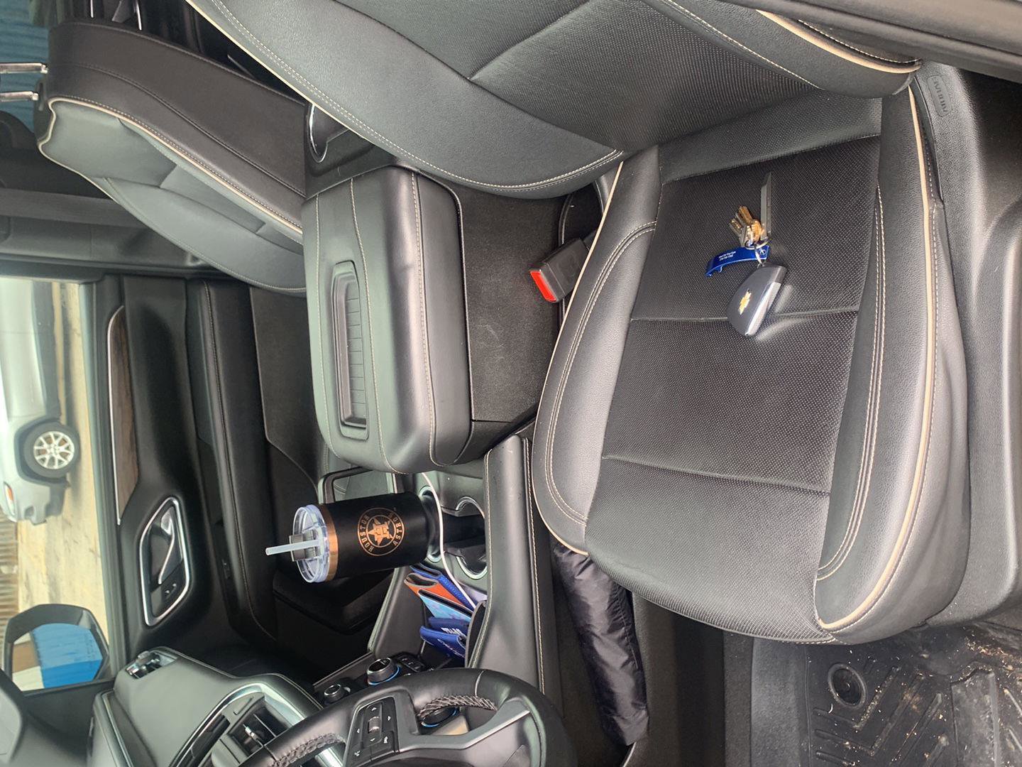 Used 2023 Chevrolet Tahoe Premier image 2