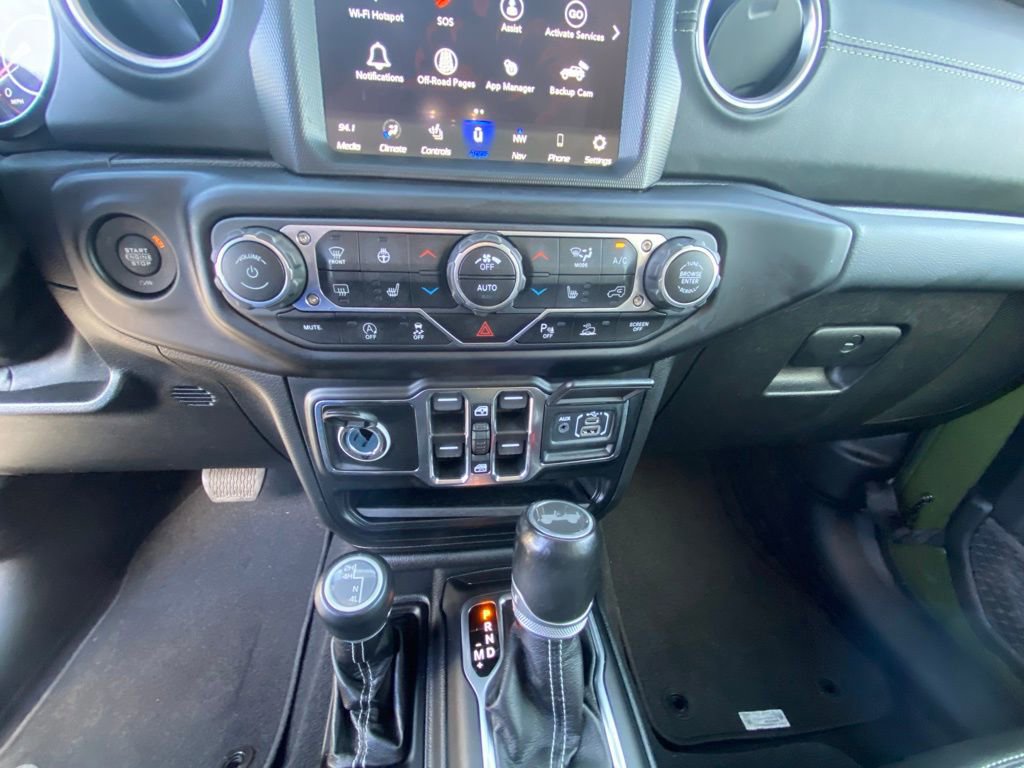 Used 2021 Jeep Wrangler Unlimited Sahara w/ Uconnect 4C Nav & Sound Group image 17