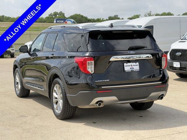 Certified 2023 Ford Explorer Limited w/ Equipment Group 301A image 3