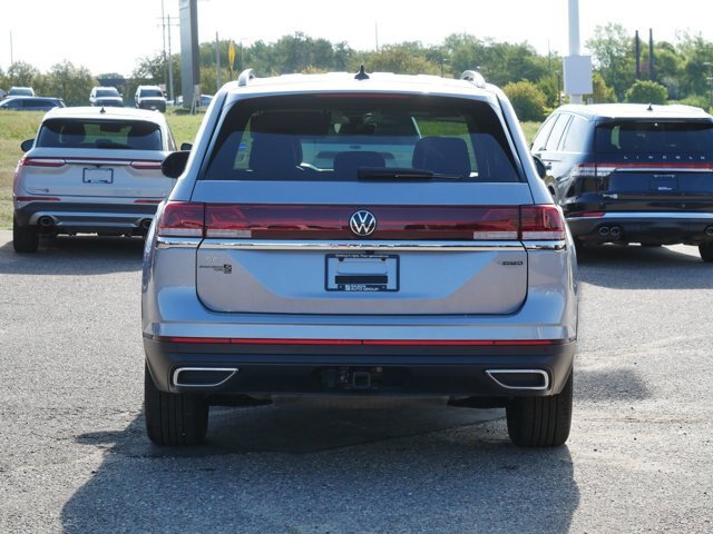 Used 2026 Volkswagen Atlas SE AWD/4WD image 4