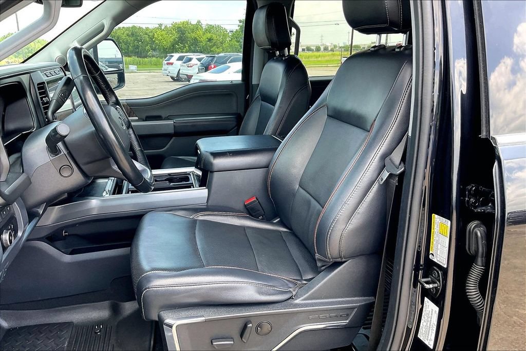 Certified 2024 Ford F250 Lariat w/ Lariat Ultimate Package AWD/4WD image 18
