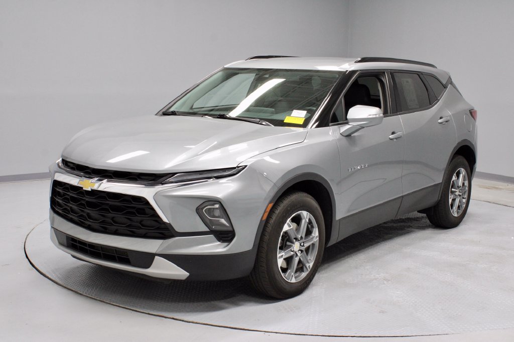 Used 2024 Chevrolet Blazer LT w/ LPO, Floor Liner Package FWD image 8