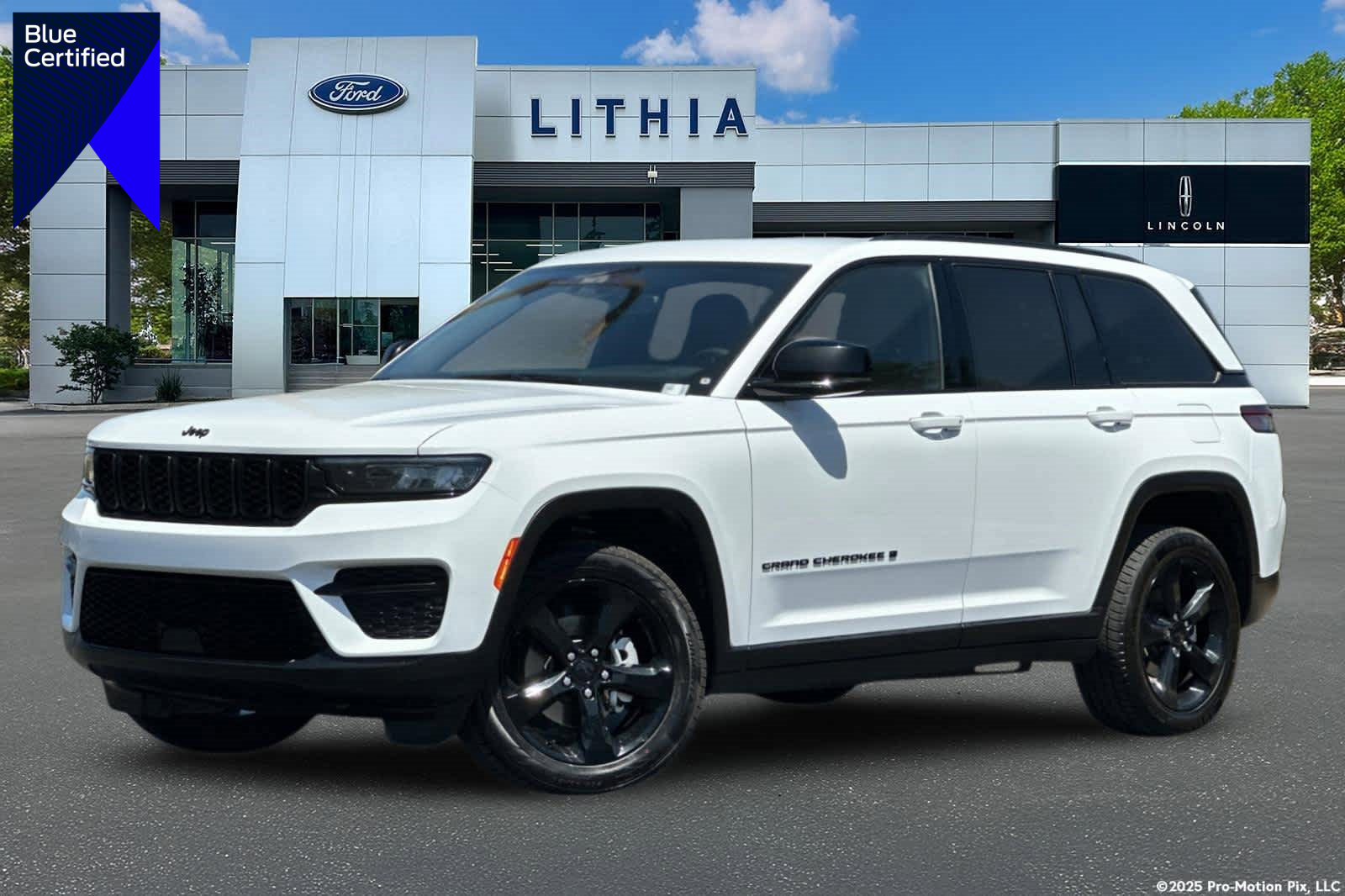 Used 2023 Jeep Grand Cherokee Altitude