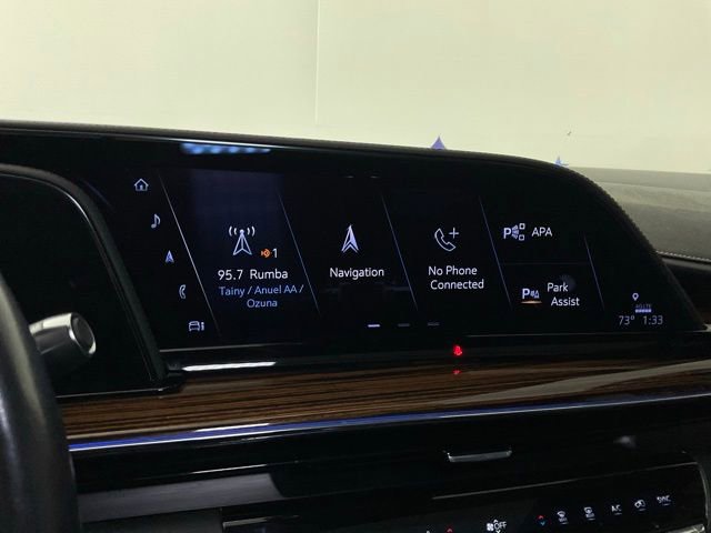 Used 2023 Cadillac Escalade ESV Premium Luxury image 24