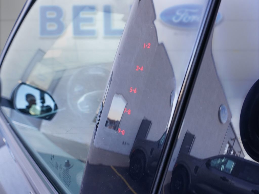 Certified 2021 Ford Explorer XLT w/ Equipment Group 202A image 23