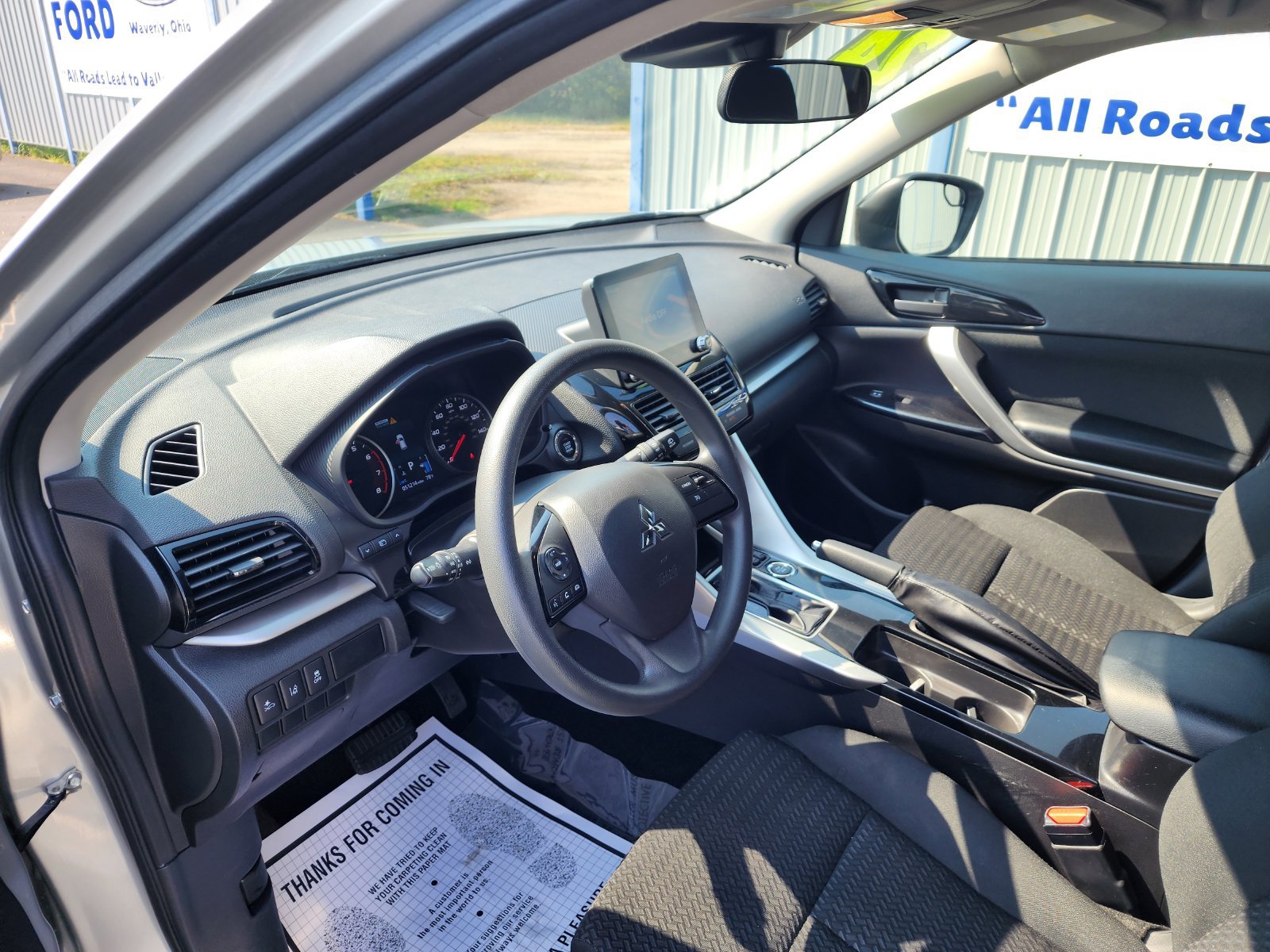 Used 2024 Mitsubishi Eclipse Cross LE AWD/4WD image 11