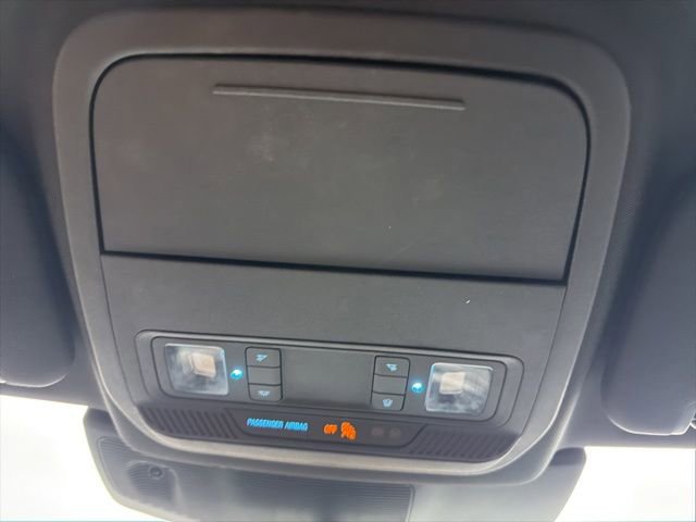 Certified 2020 Ford Explorer XLT w/ Equipment Group 202A image 38