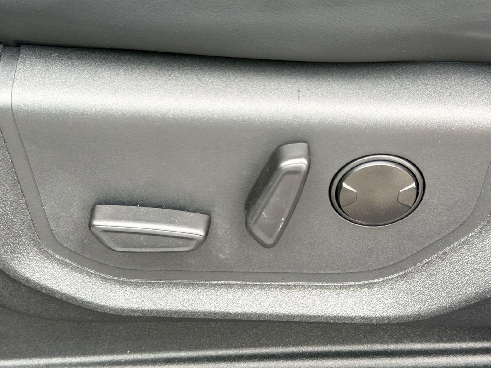 Certified 2023 Ford Expedition XLT RWD image 14