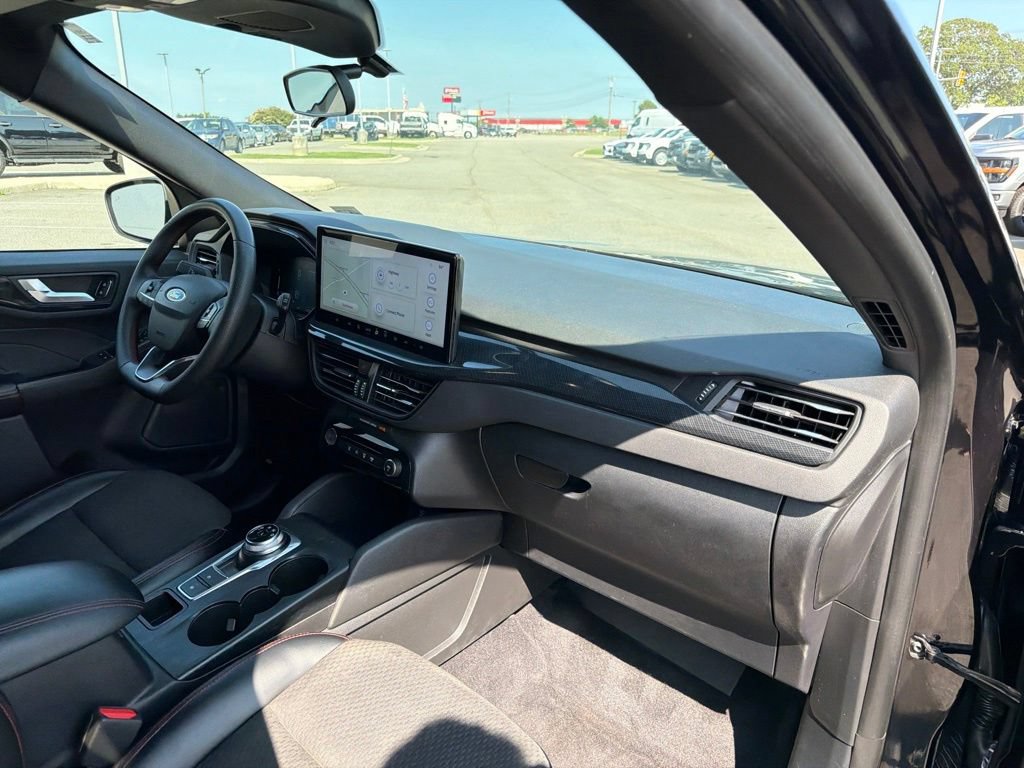 Certified 2023 Ford Escape ST-Line w/ Tech Pack #1 FWD image 22