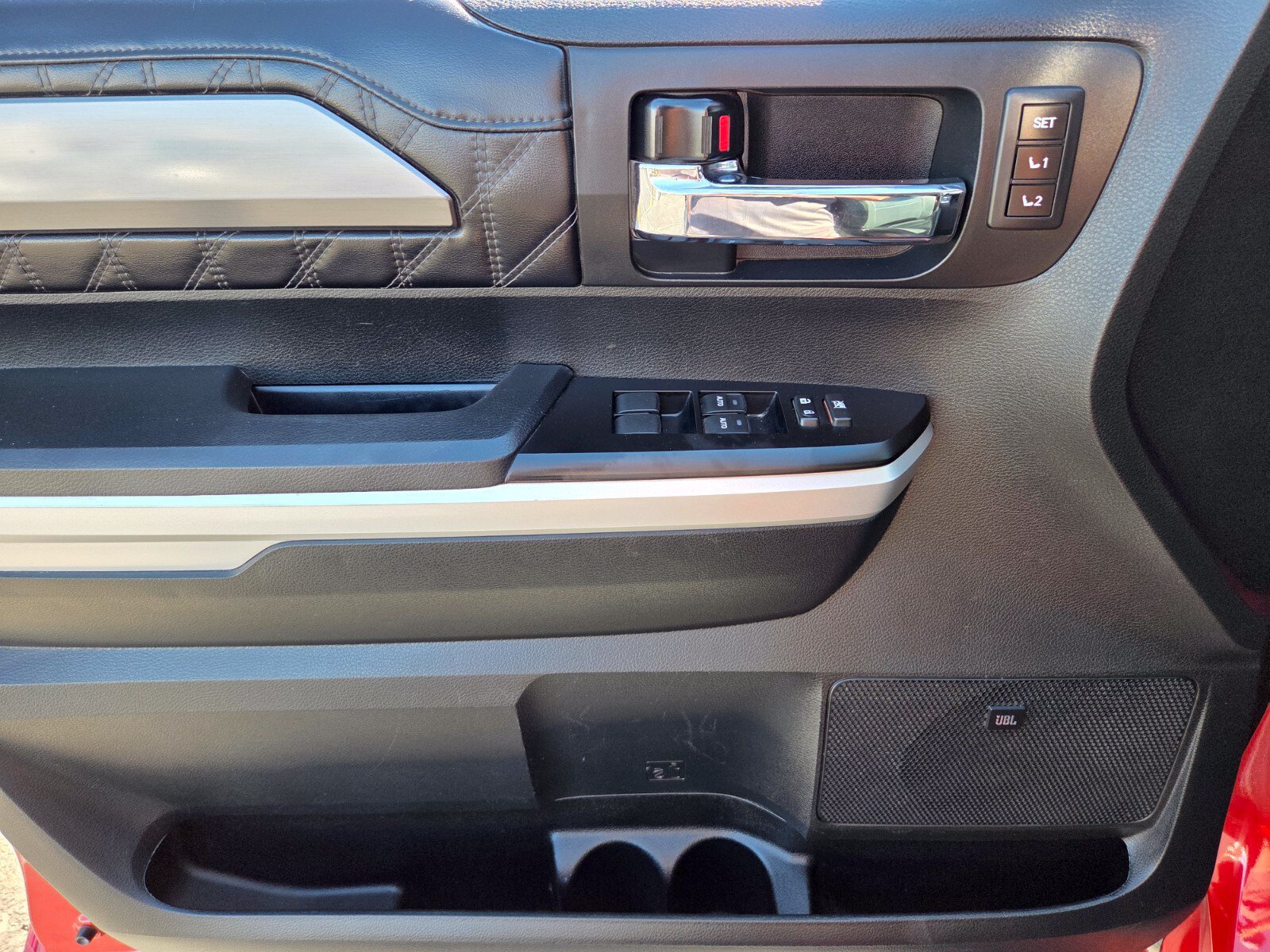 Used 2017 Toyota Tundra Platinum AWD/4WD image 18