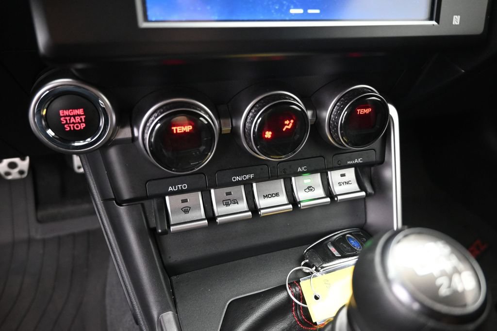 Used 2022 Subaru BRZ Limited RWD image 17
