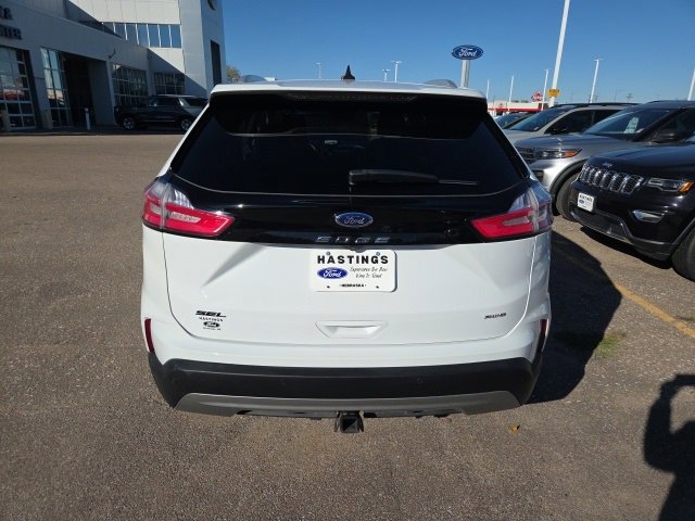 Certified 2023 Ford Edge SEL w/ Convenience Package image 2