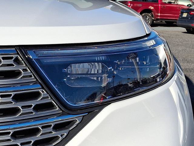 Certified 2022 Ford Explorer Limited w/ Limited Technology Package image 9