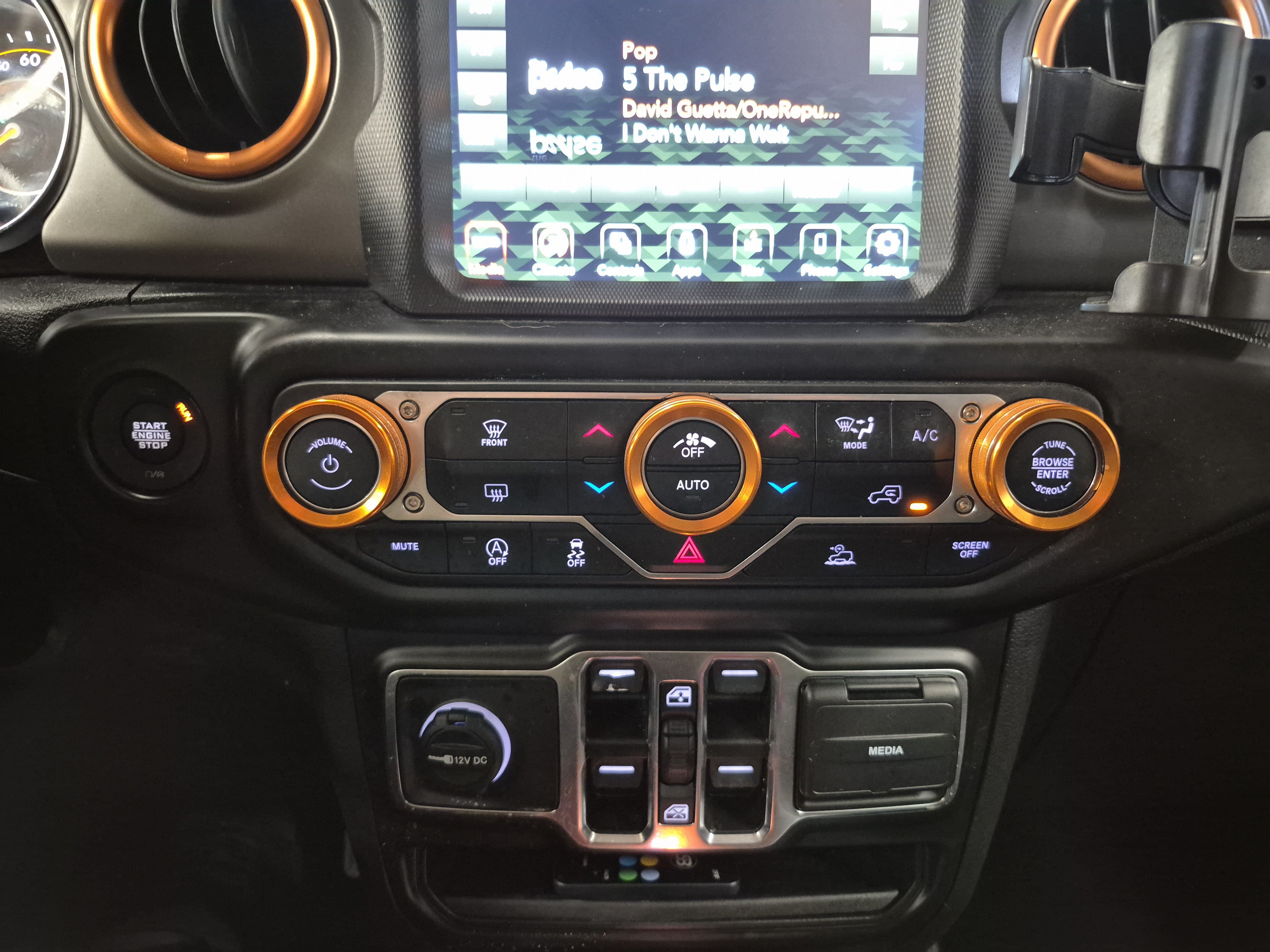 Used 2022 Jeep Gladiator Sport AWD/4WD image 31