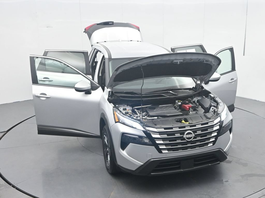 Used 2025 Nissan Rogue SV FWD image 48