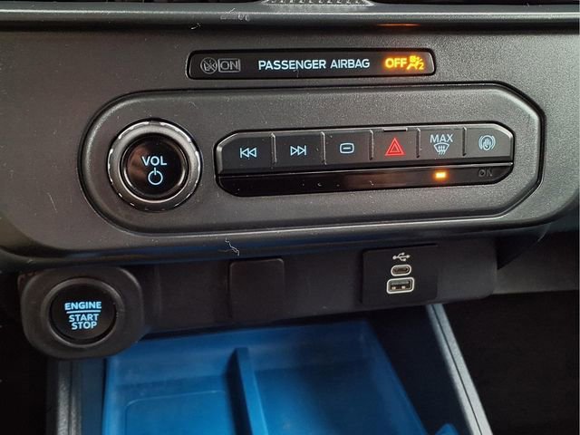 Certified 2025 Ford Maverick XLT w/ Equipment Group 302A image 13