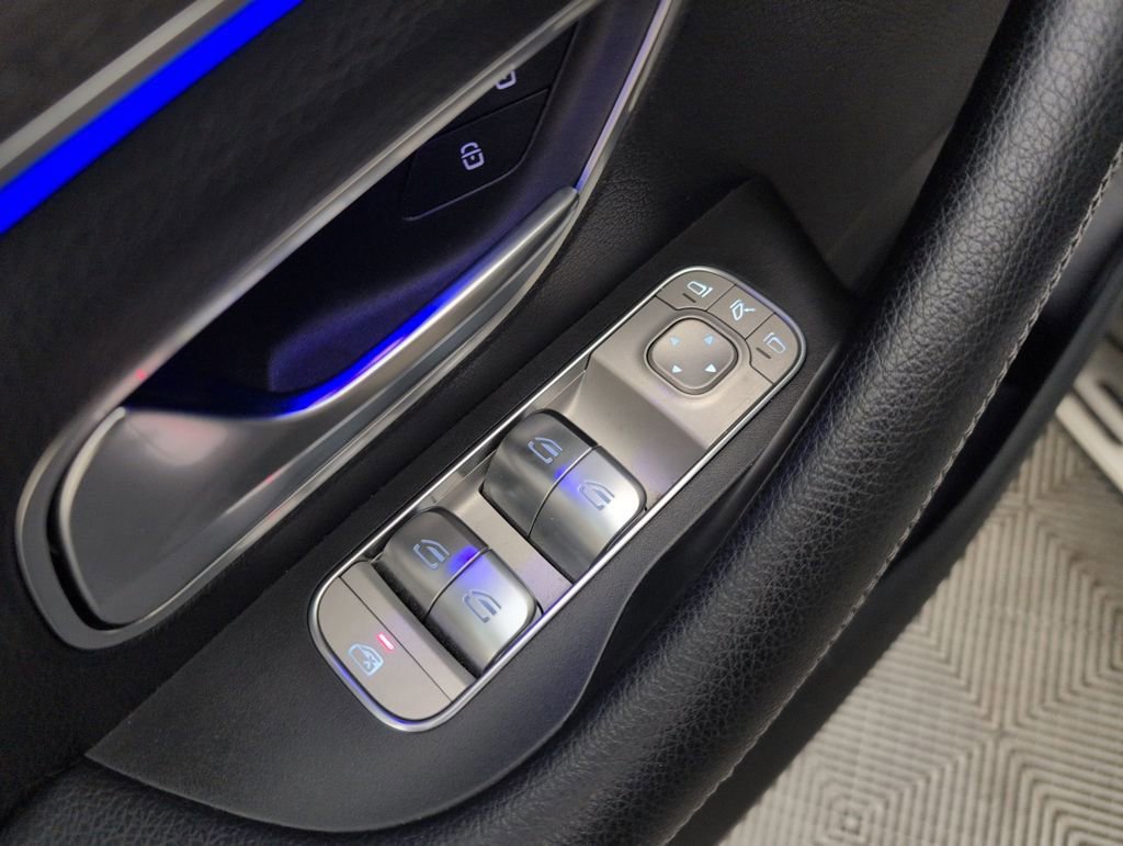 Used 2020 Mercedes-Benz GLE 350 4MATIC w/ Premium Package image 35