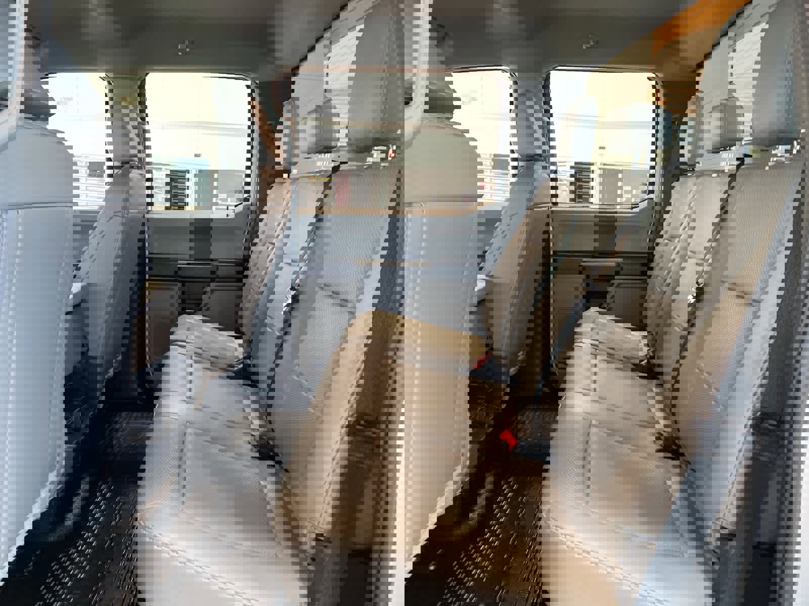 Certified 2022 Ford F350 XL w/ Power Equipment Group image 23