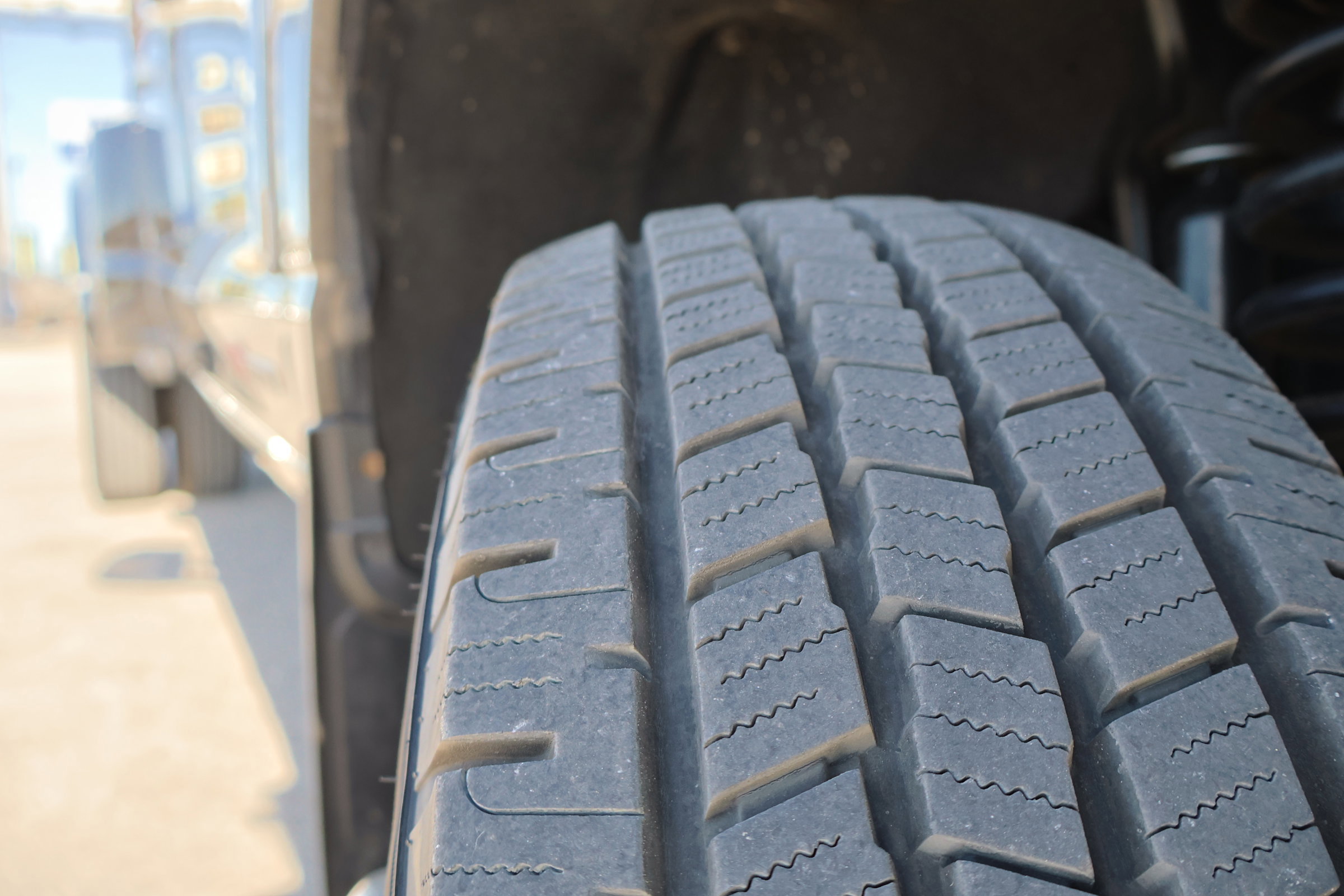 Certified 2025 Ford F350 Platinum w/ Platinum Plus Package image 15