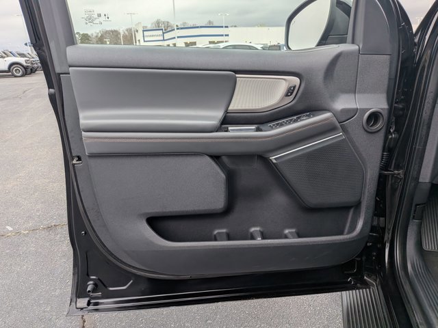 Certified 2025 Ford Expedition Max Active image 12