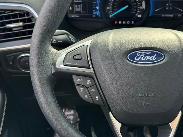 Certified 2024 Ford Edge Titanium w/ Equipment Group 301A AWD/4WD image 23