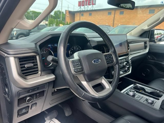 Certified 2023 Ford Expedition XLT AWD/4WD image 7