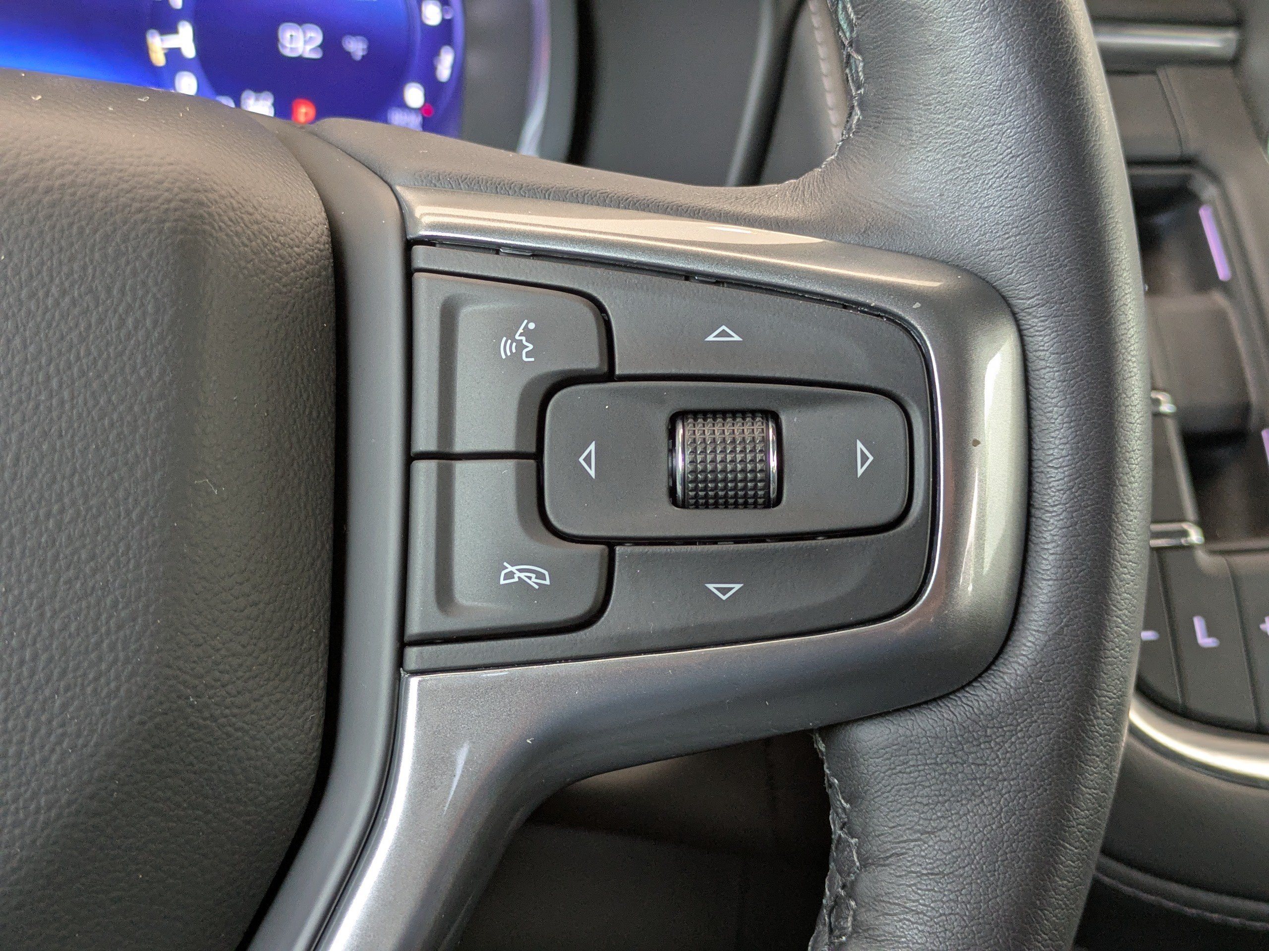 Used 2022 Chevrolet Tahoe Z71 w/ Off-Road Capability Package AWD/4WD image 32