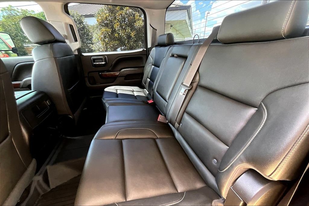 Used 2018 GMC Sierra 3500 SLT w/ Duramax Plus Package AWD/4WD image 21