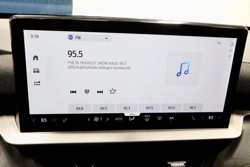 Certified 2025 Ford Explorer ST image 10