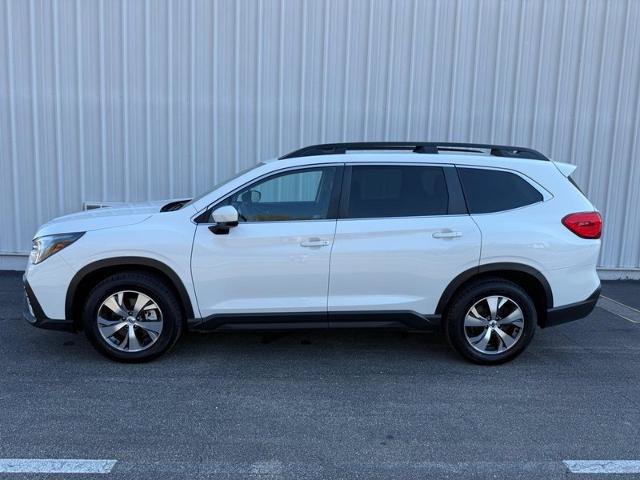 Used 2024 Subaru Ascent Premium w/ Convenience Package AWD/4WD image 2