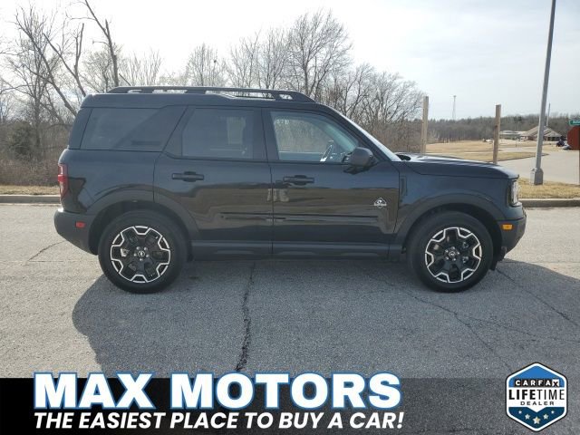 Certified 2025 Ford Bronco Sport Outer Banks w/ Outer Banks Tech Package+ image 2