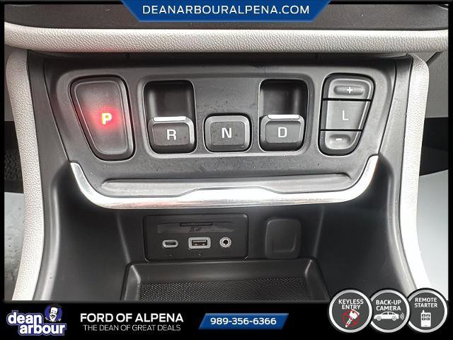 Used 2020 GMC Terrain SLE w/ Driver Convenience Package image 15