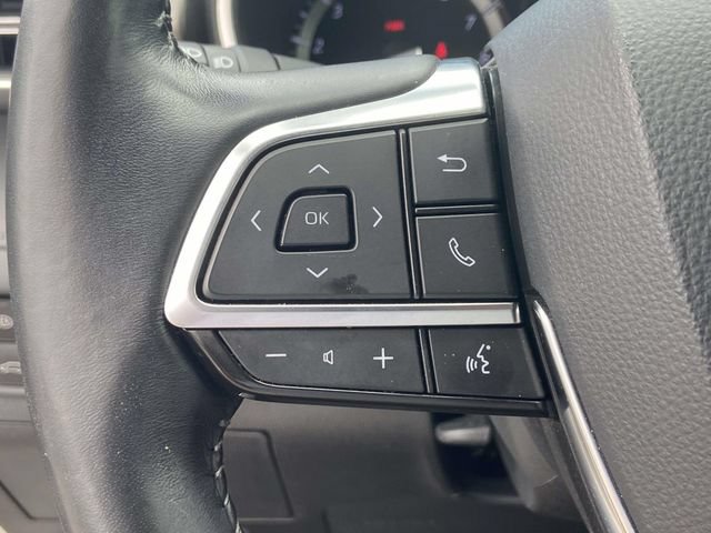 Used 2020 Toyota Highlander XLE FWD image 20