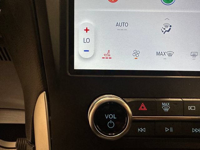 Certified 2024 Ford Edge SEL AWD/4WD image 12