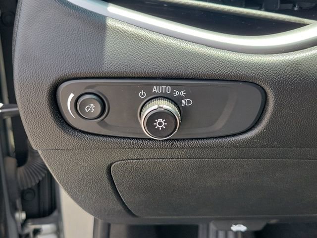 Used 2024 Chevrolet Malibu LT FWD image 24