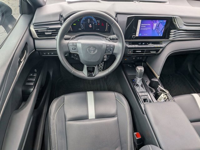 Used 2025 Toyota Camry SE FWD image 29