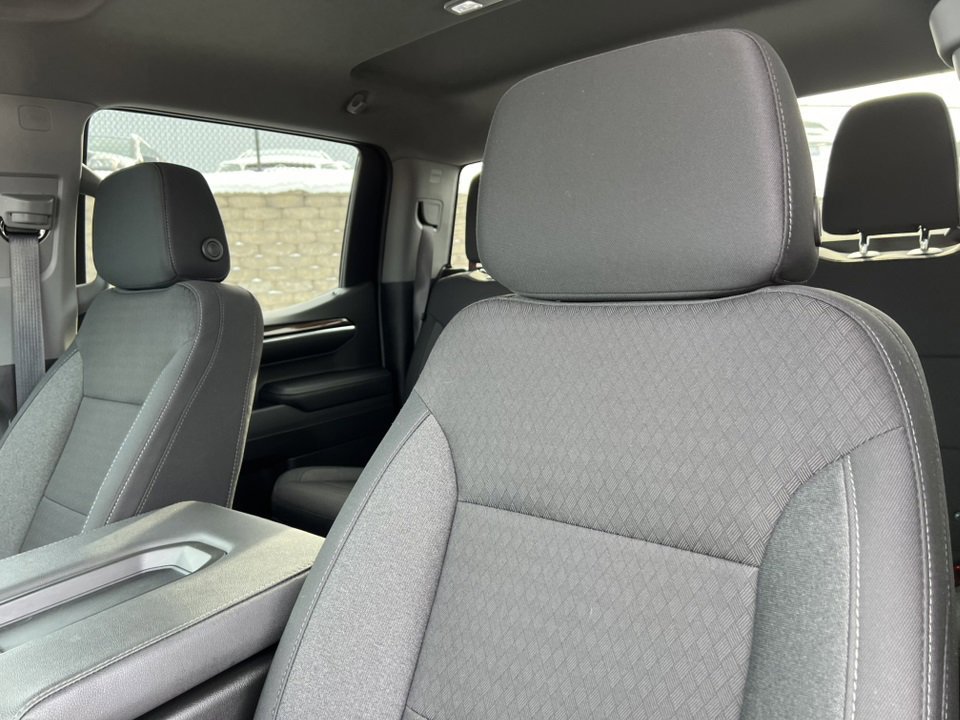 Used 2024 Chevrolet Silverado 1500 LT image 18