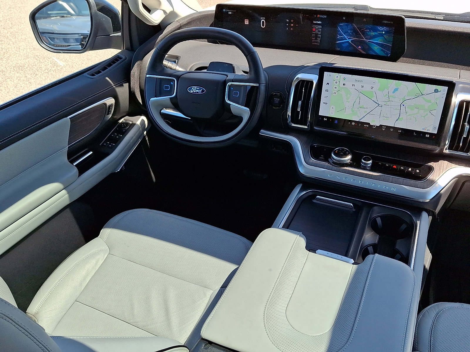 Certified 2025 Ford Expedition Platinum w/ Platinum Ultimate Package AWD/4WD image 14