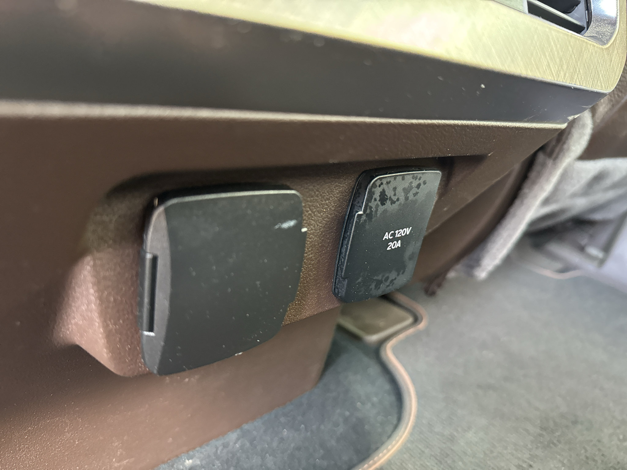 Certified 2024 Ford F250 King Ranch AWD/4WD image 21