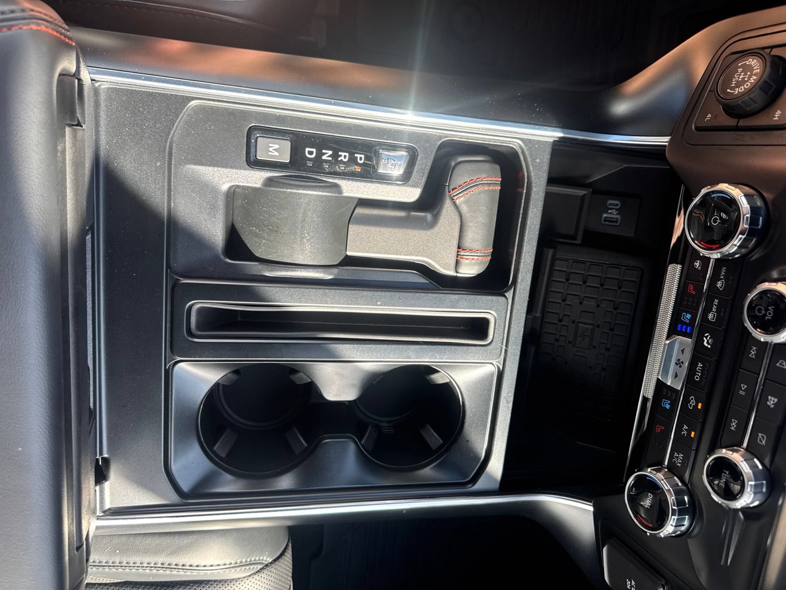 Certified 2024 Ford F150 Raptor AWD/4WD image 34