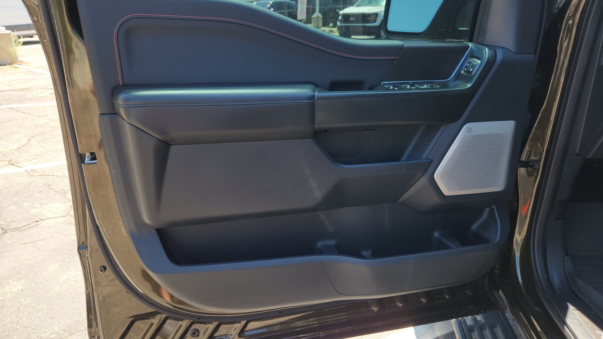 Certified 2025 Ford F150 Raptor AWD/4WD image 17