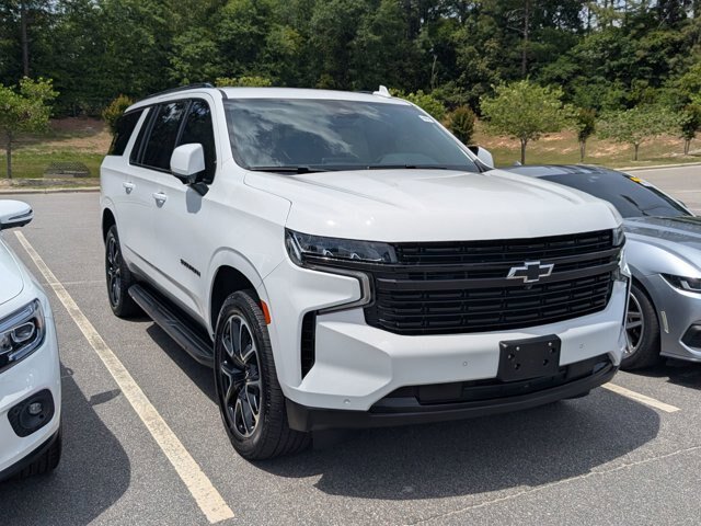 Used 2023 Chevrolet Suburban RST w/ Luxury Package AWD/4WD image 1