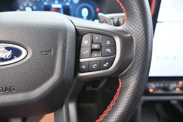 Certified 2025 Ford Ranger Raptor AWD/4WD image 16