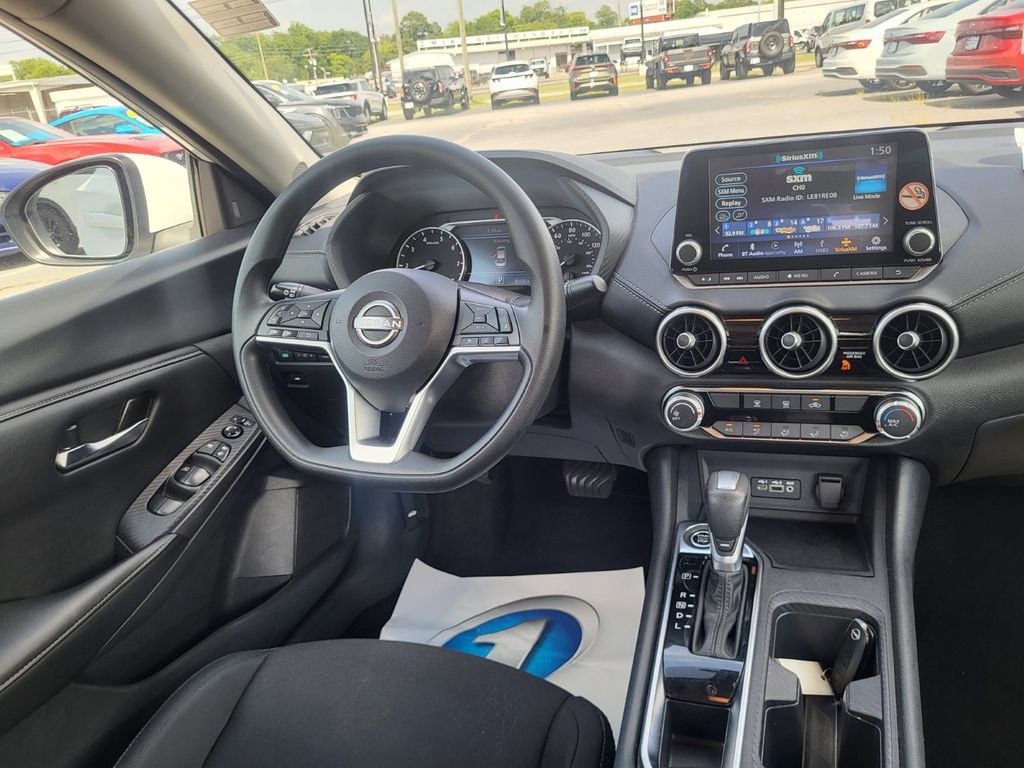 Used 2024 Nissan Sentra SV FWD image 17