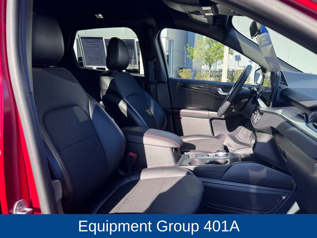 Certified 2023 Ford Escape ST-Line Select w/ Tech Pack #2 image 21