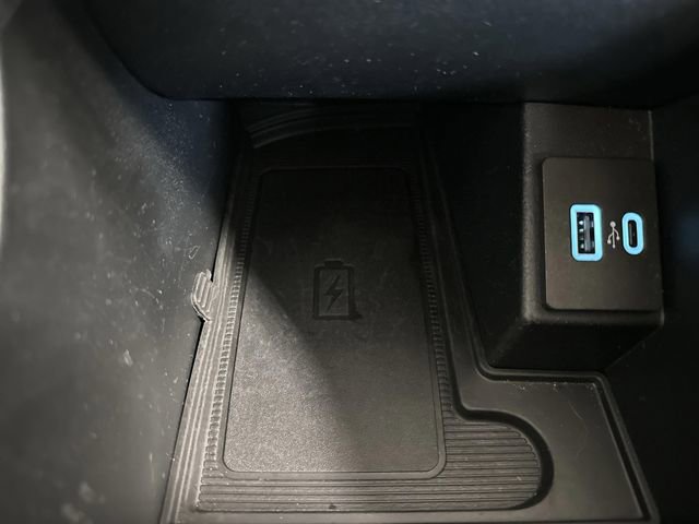 Certified 2024 Ford Edge SEL w/ Convenience Package image 24